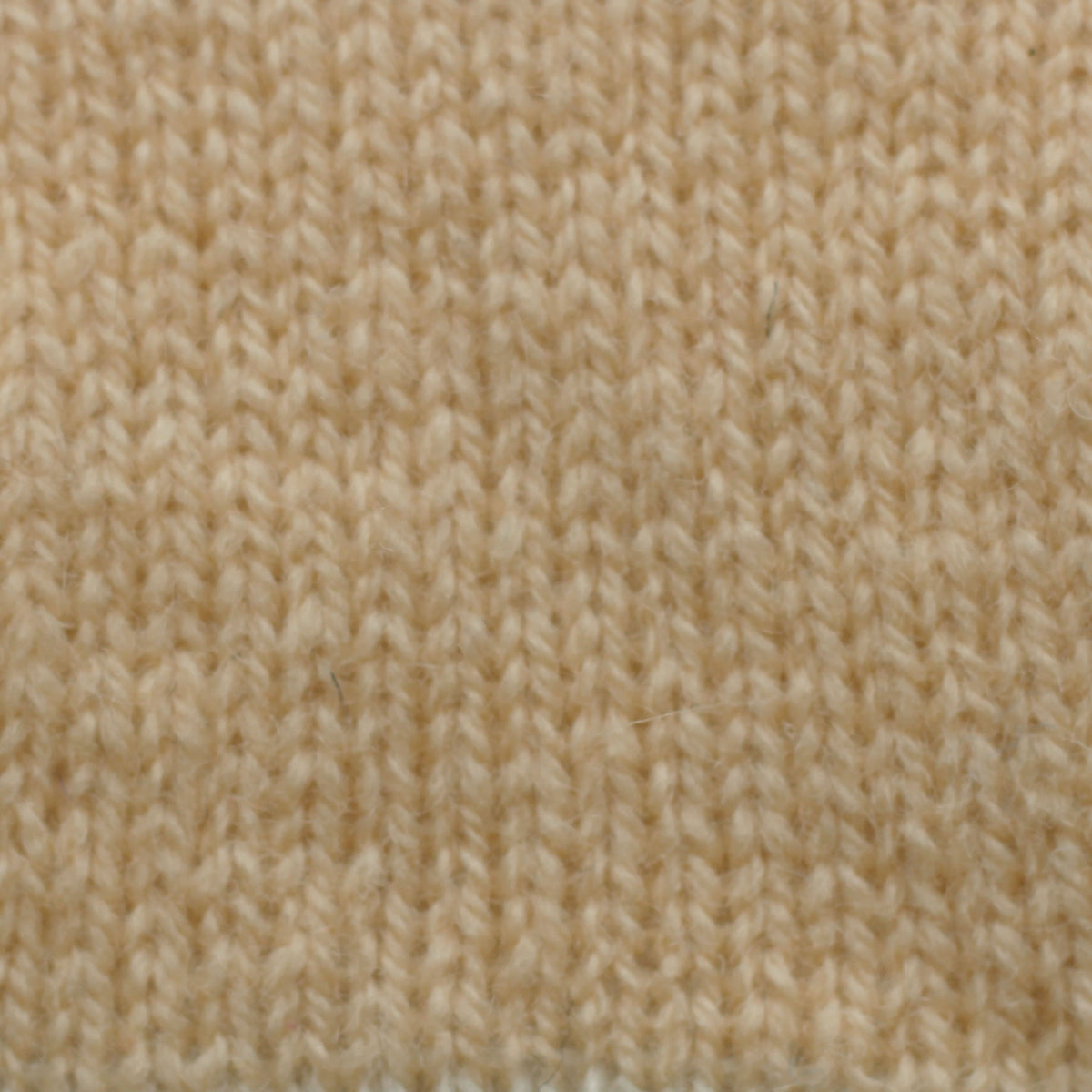 Shade 53 (Peach)