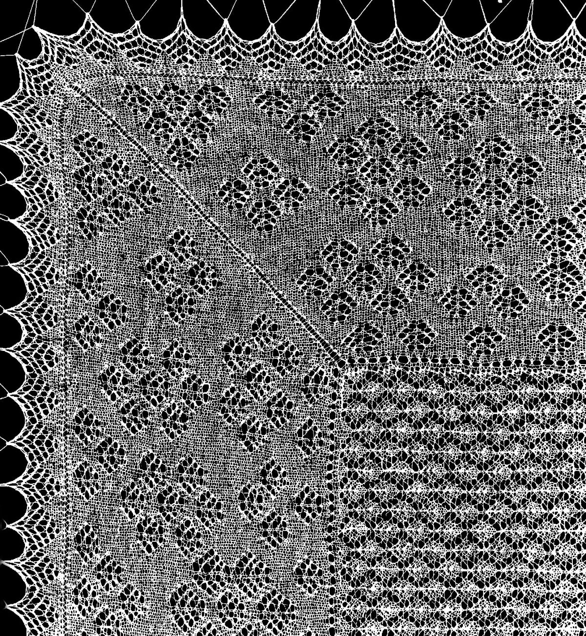 Bella Baby Shawl CW112 Pattern