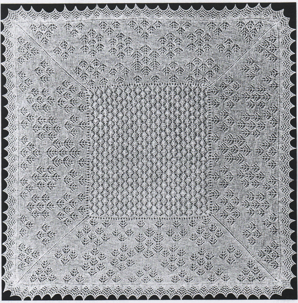 Bella Baby Shawl CW112 Pattern